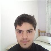 Graduado en Ingeniería motivado por hacer fáciles las matemáticas (u otra asignatura si se diera el caso) a quienes no hayan conseguido entenderlas